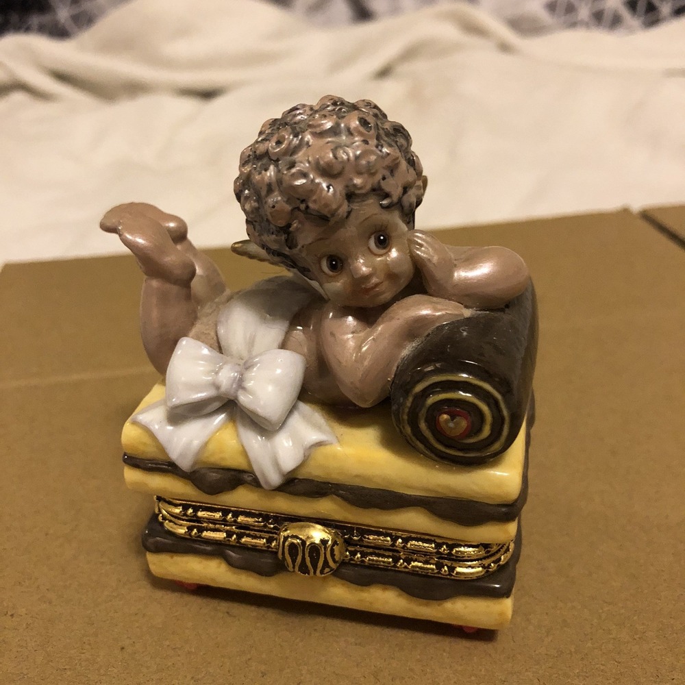San francisco Music Box Co "Bon Bon Babies" Trunkit Music Player VTG